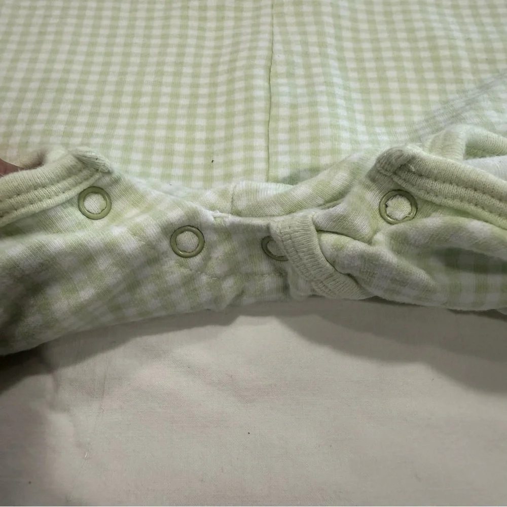 Y2K The Children's Place Light Green Baby Romper Unisex Giraffe Size 6-9 Months